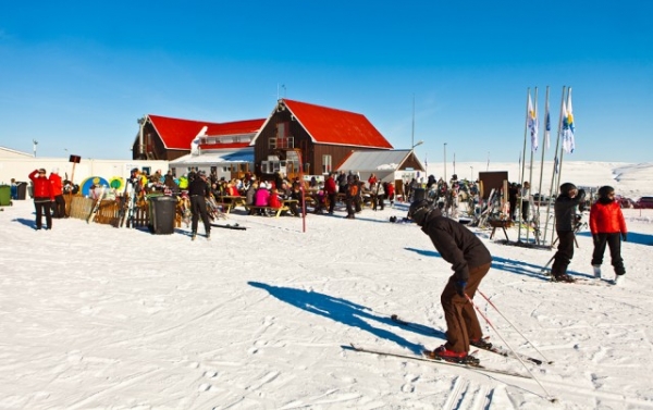 The Donald Duck Ski Competition