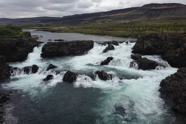 The Glanni waterfall