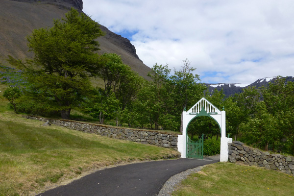Skrúður